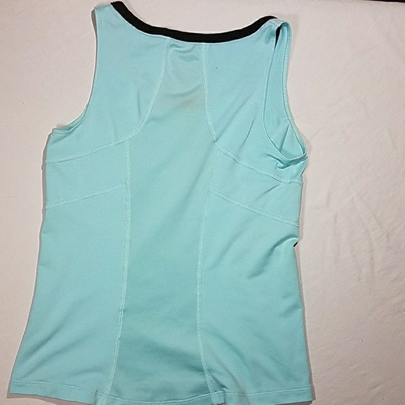 🌸Nike Athletic Top In Light Blue With Black Trim - Picture 2 of 4